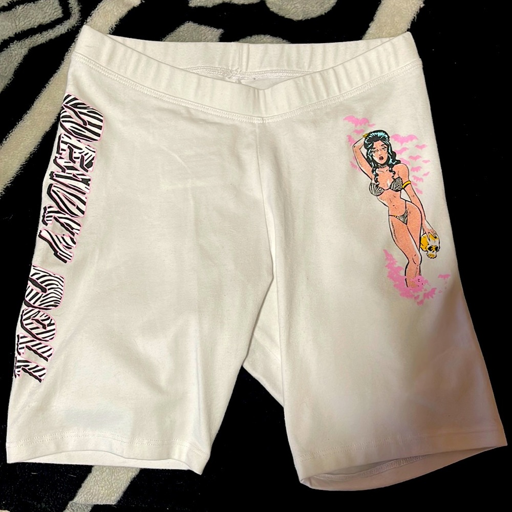 CHROME HEARTS SHORTS DEADLY DOLL (size SMALL)